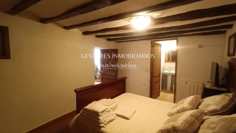 Foto 4b2bb8ec-a333-4e77-8159-9377ad8eee81. Casa amb calefacció aparcament a Penàguila