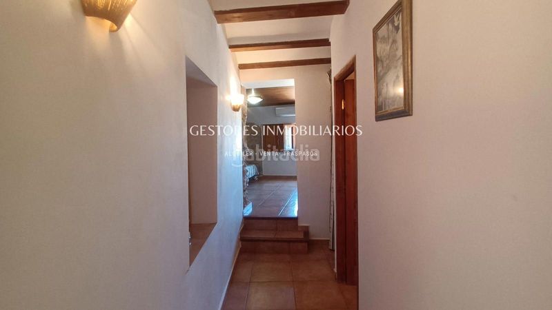 Foto b0a837ed-7db2-41db-9d9b-813997d9656d. Casa amb calefacció aparcament a Penàguila
