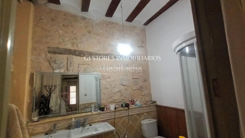 Foto c36e7702-dd97-4db9-97d7-7d44086a2b69. Casa amb calefacció aparcament a Penàguila