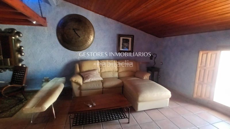 Foto dca74168-aa71-400e-8269-00449d132b15. Casa amb calefacció aparcament a Penàguila