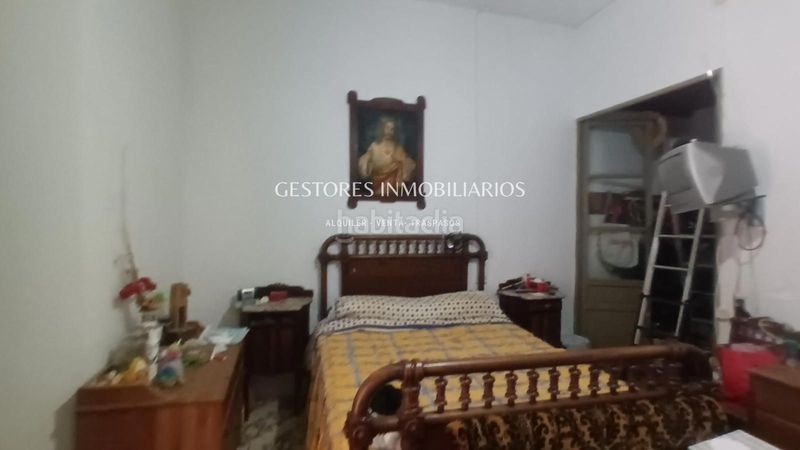 Foto f5096b54-9845-4916-9409-3e1cb4302bf3. Casa amb calefacció aparcament a Penàguila