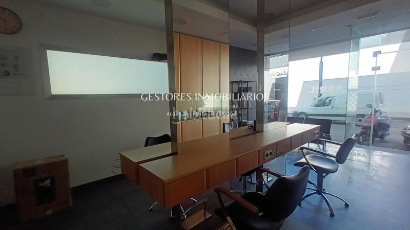 Foto a70e1a70-d713-434a-802e-2b88eaa9b675. Local comercial a Zona Nord Alcoi