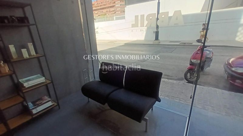 Foto edccc6c9-57a8-4455-9bf9-140b7f17d687. Local comercial a Zona Nord Alcoi