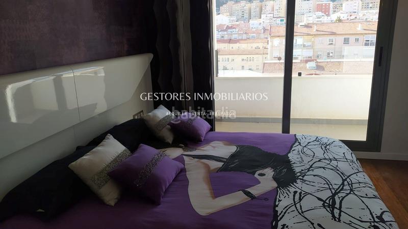 Foto 67a40fff-9f56-48f3-93e4-e8ab5084af99. Àtic amb calefacció aparcament a Eixample Alcoi