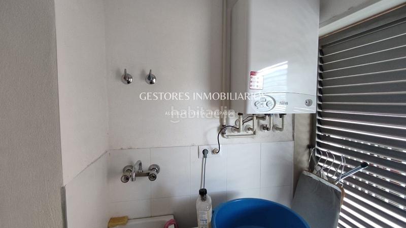 Foto e0bce71f-4ddd-4d35-b09b-c0d264dafdef. Pis amb calefacció aparcament a Centre-Zona Alta Alcoi