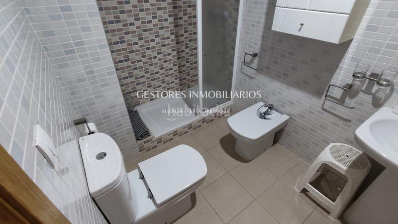 Foto f29c16a5-f643-489d-8e88-ec2039dc8876. Pis amb calefacció aparcament a Centre-Zona Alta Alcoi