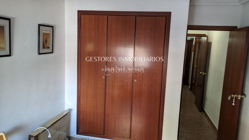 Foto 2cfe69b5-efd0-43d7-b3d1-520446ec7d55. Piso se vende piso grande es zona Santa Rosa de alcoy en Alcoi