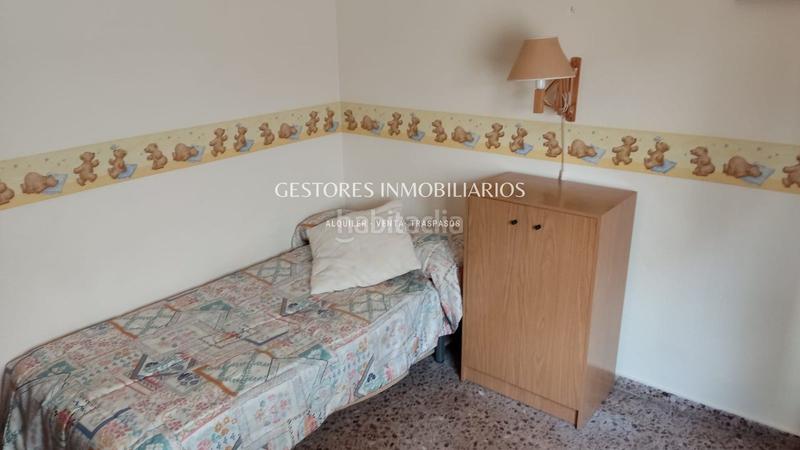 Foto 72a6c8d7-76e6-436a-ae54-16975bb276c2. Piso se vende piso grande es zona Santa Rosa de alcoy en Alcoi