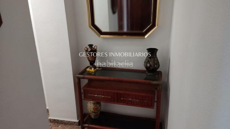 Foto aef94340-b94d-4019-8826-de580bff19b3. Piso se vende piso grande es zona Santa Rosa de alcoy en Alcoi