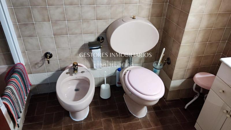 Foto befd25b0-ece7-486e-bdca-1a92cb99f25d. Piso se vende piso grande es zona Santa Rosa de alcoy en Alcoi