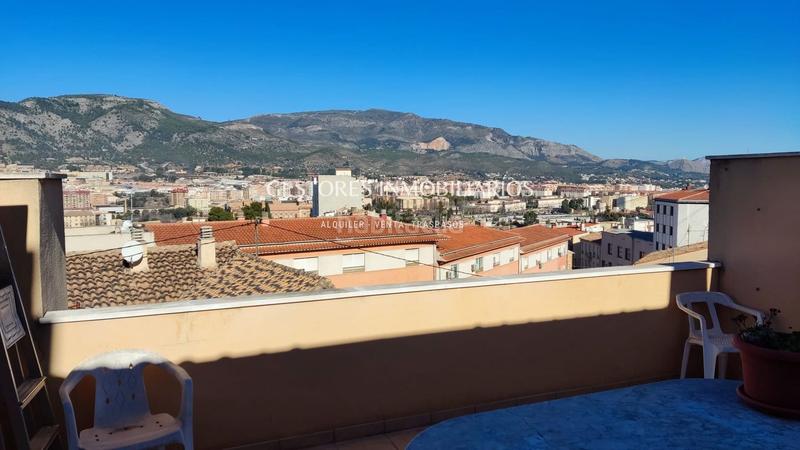 Foto 43d056c1-b787-4d76-9134-20fe63469338. Casa amb calefacció aparcament a Centre-Zona Alta Alcoi