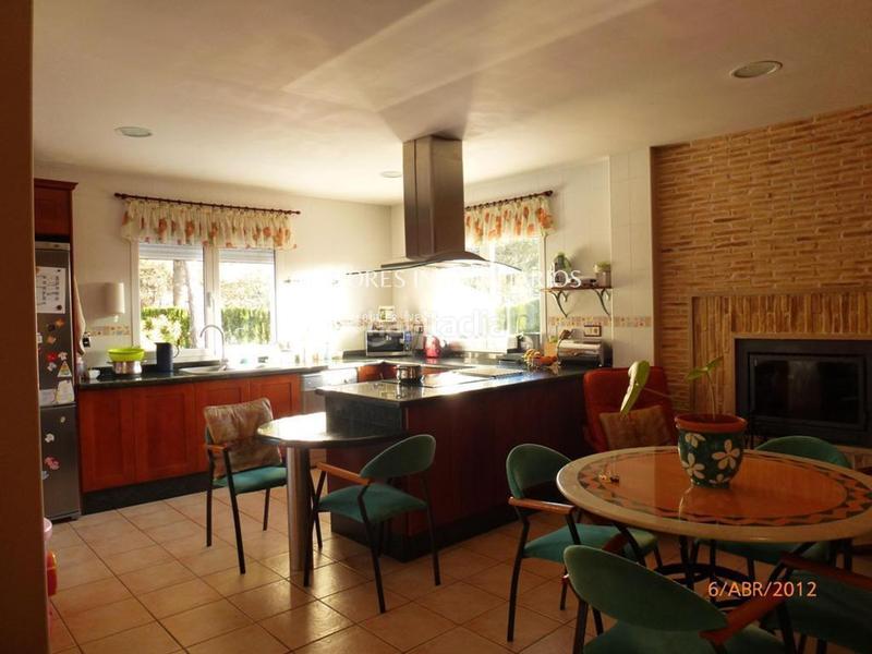 Foto 19a85d15-cc6d-44f5-9969-4deeaa73dbe7. Chalet urbanización el sargento en Batoi Alcoi