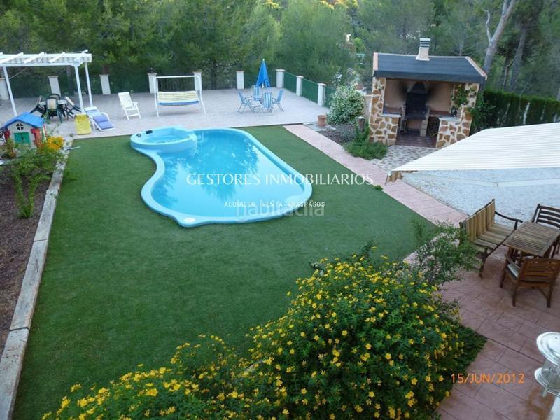 Foto a6a396e2-a4bd-4fb1-83e4-b32e5ac3b065. Chalet urbanización el sargento en Batoi Alcoi