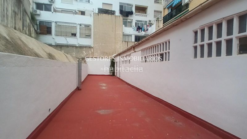 Foto b5597177-b994-4208-b9bd-6f12fe02eb60. Local comercial a Santa Rosa Alcoi