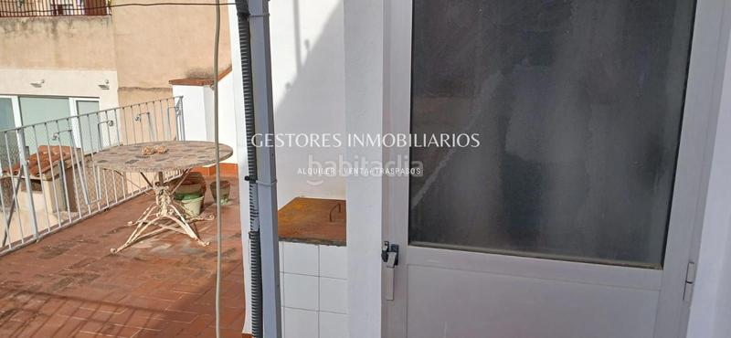 Foto 64a5fc34-cb20-48a2-8dfe-b13cfb4c7a41. Edificio  en zona Eixample de alcoy en Eixample Alcoi
