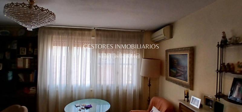 Foto 79cc248d-4199-49bf-9652-b0112992a6a0. Edificio  en zona Eixample de alcoy en Eixample Alcoi