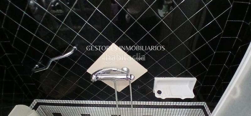 Foto d2f1ee1b-e2aa-4fa8-85b5-e4a511bbcc19. Edificio  en zona Eixample de alcoy en Eixample Alcoi
