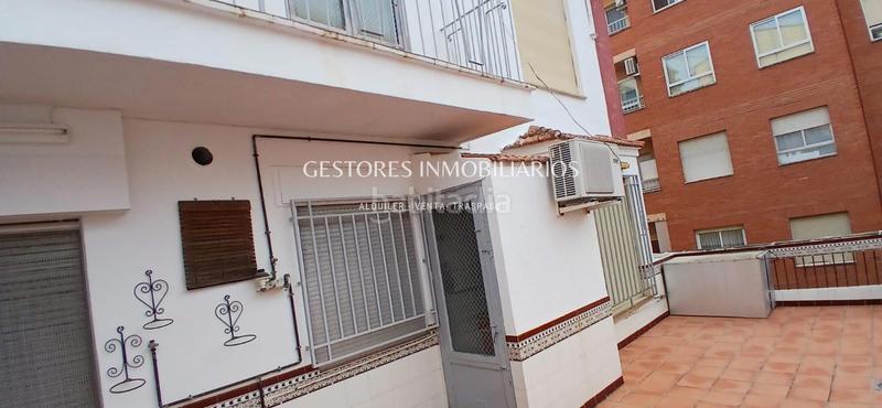 Foto f3d2e785-1e57-4c42-9775-fa17694ee463. Edificio  en zona Eixample de alcoy en Eixample Alcoi