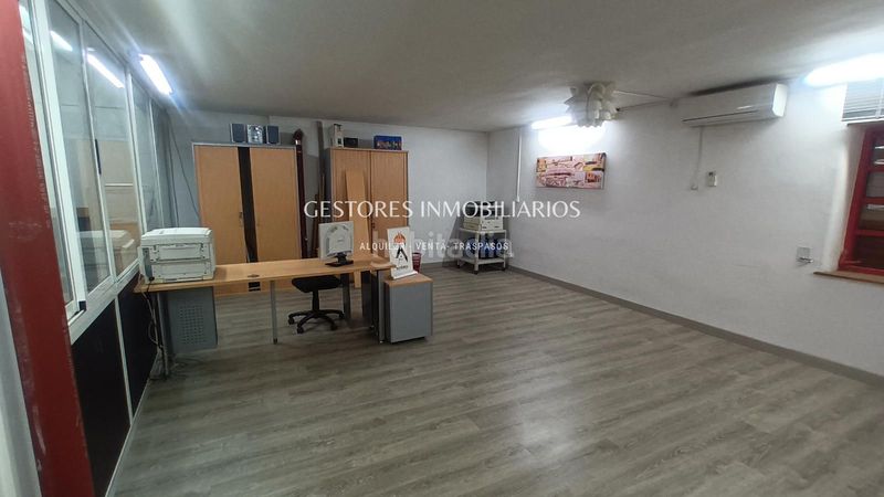 Foto 12b9e226-c493-4d44-8c8e-0cbf87ce3f81. Local comercial a Centre-Zona Alta Alcoi
