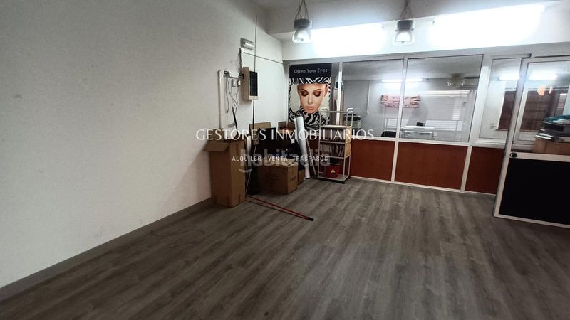 Foto ece4b131-da3d-4271-870e-4c092f93533b. Local comercial a Centre-Zona Alta Alcoi