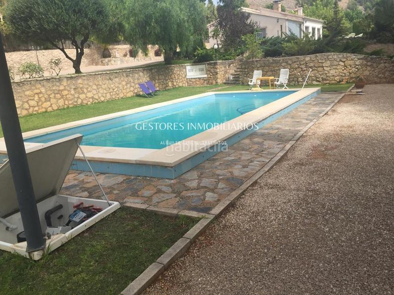 Foto 15692870-6816-43c0-981f-77ad201d9e37. Chalet se vende chalet en Cocentaina