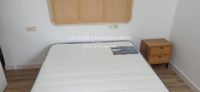Foto 9e9ac9e4-238e-48f2-855e-6b3291c5bdd1. Location attique dans Eixample Alcoi