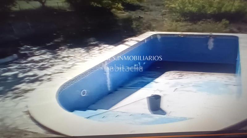 Foto 2ad84bb8-d5db-4f33-828d-0d4529ec8456. Casa amb piscina a Cocentaina