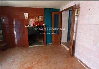 Casa en Eixample. Casa para reformar en zona de montaa de alcoy