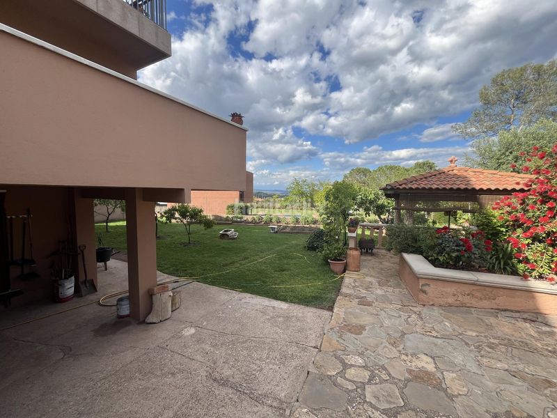Foto bf5c352c-c6b5-4ada-8252-351b30432e2b. Chalet con riscaldamento parcheggio in Sant Salvador de Guardiola