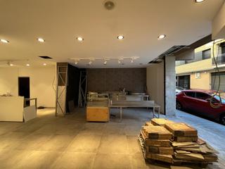 Alquiler Local Comercial  De roger de flor. Abre las puertas de tu negocio en un local con encanto y potenci