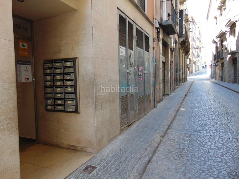 Foto c728c94c-a7df-45ab-853c-8ad330cf330b. Oficina  en venta en el corazón en Barri Antic Manresa