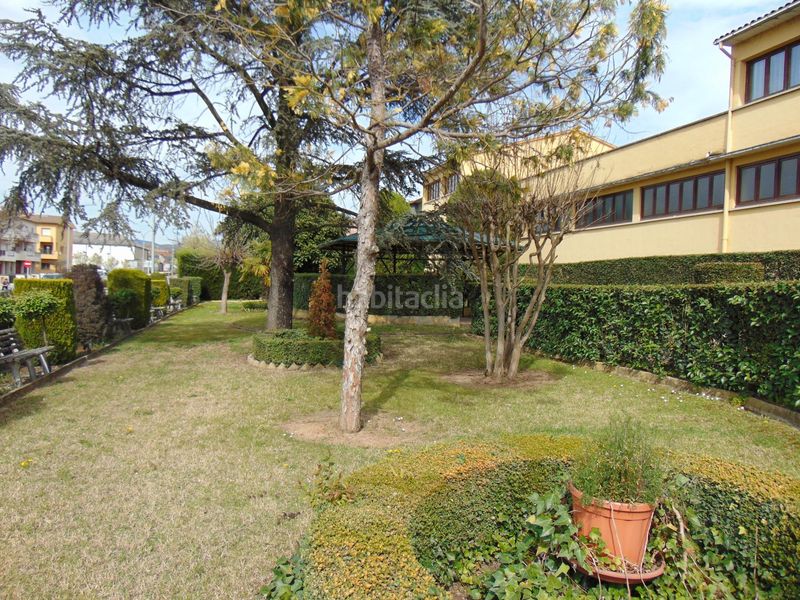 Foto 9e9f679f-bf9f-4700-82ad-035e72850293. Casa in papa joan xxiii 1 in Roda de Ter