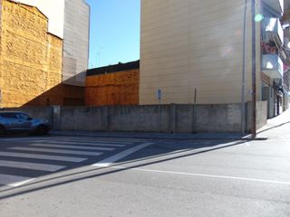 Solar urbano en De fra jacint coma i galí 38. Oportunidad inigualable