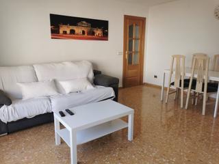 Alquiler Piso  Carrer de pere de valència. Piso en alquiler en zona blasco ibáñez