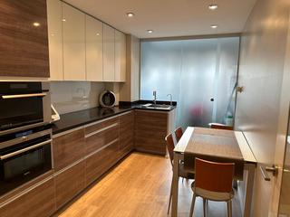Etagenwohnung  Avinguda blasco ibáñez. Piso reformado