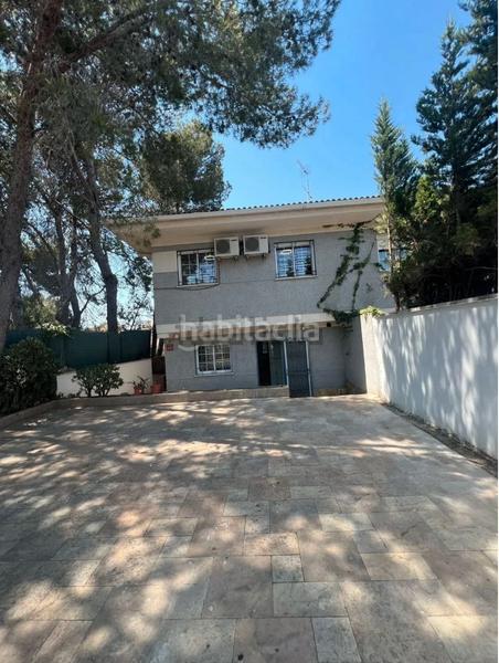 Foto 766dcc42-168f-4848-b949-3ecabbdc0df1. Lloguer xalet amb xemeneia aparcament piscina a El Vedat - Santa Apolonia Torrent