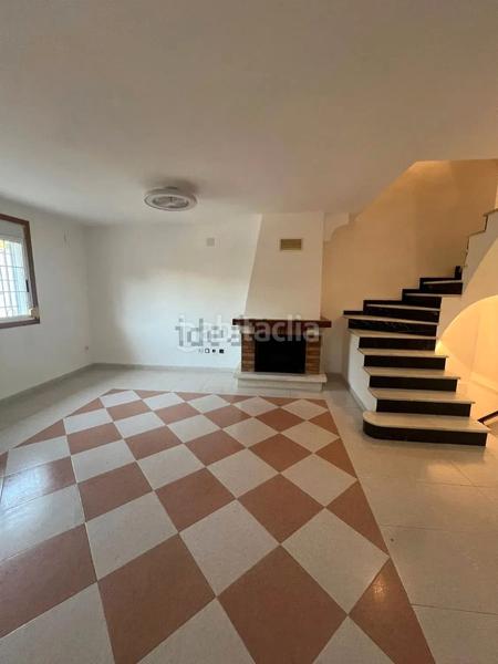 Foto 9494711d-66f1-494a-b7f4-d94ef05bf7ec. Lloguer xalet amb xemeneia aparcament piscina a El Vedat - Santa Apolonia Torrent