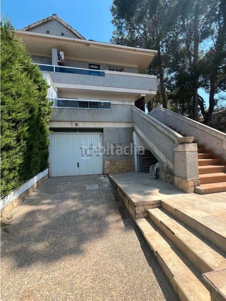 Foto a595ebb3-ce23-4959-b8ba-55e6a74e50ff. Lloguer xalet amb xemeneia aparcament piscina a El Vedat - Santa Apolonia Torrent