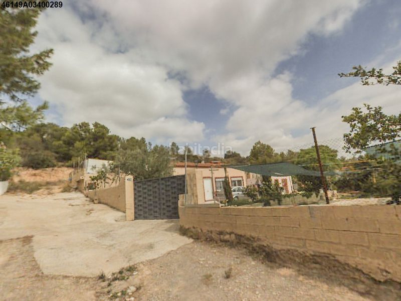 Foto ffb71545-d175-4f95-82e8-f00eaed53069. Xalet amb piscina a Santa Bárbara Llíria