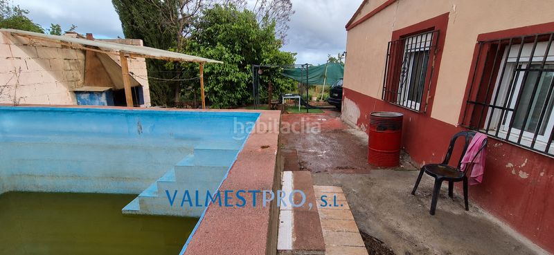 Foto 80c5e5c0-27b4-44f1-8530-ebe7e3cd986c. Xalet amb piscina a Pedralba