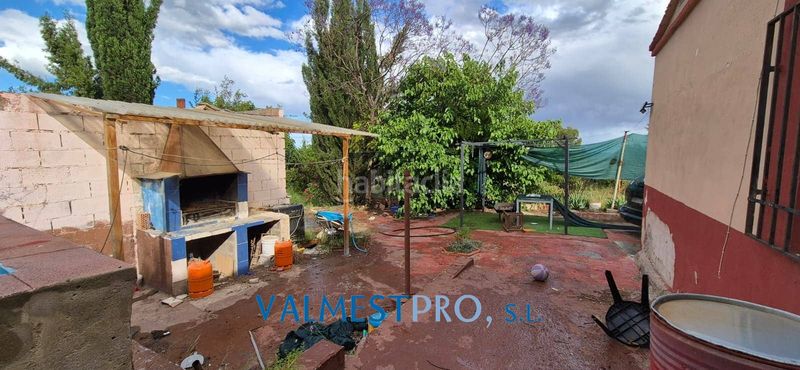 Foto cd0616df-df8c-4213-8f3a-fa47a1af283f. Xalet amb piscina a Pedralba