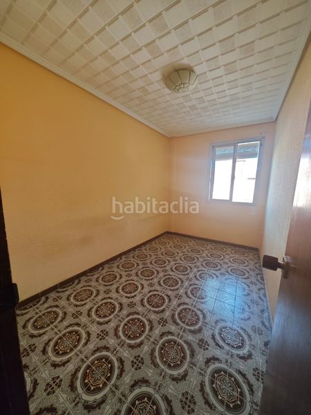 Foto ae8406e6-024c-41e5-9015-b03d463aacd9. Pis a Barrio de la Luz Xirivella