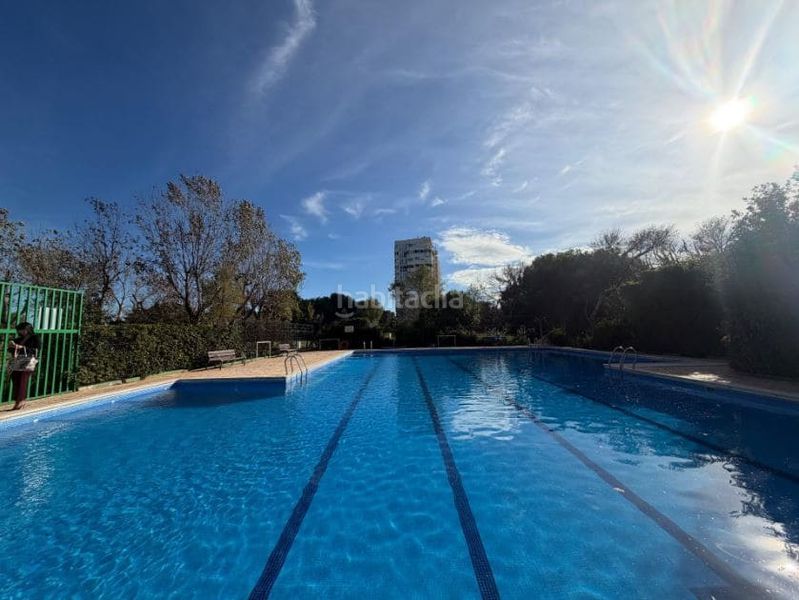 Foto 6adc03bd-8cbf-49ca-afe9-88abe89dc54f. Pis amb calefacció piscina a El Saler Valencia