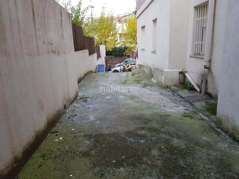 Foto 627d3606-3746-4a0c-af0e-9ce0c10afffb. Parking coche en Montgat