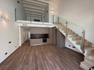 Dúplex  Carrer verge de les neus 18. Exclusivo ático dúplex con acabados de alto standing