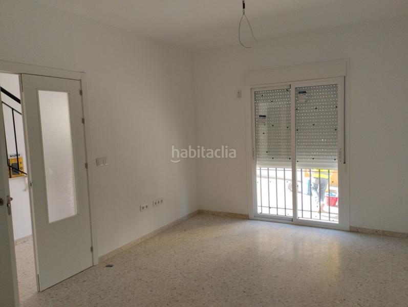 Foto 90254d61-4629-4b77-99f4-edf3e208655c. Chalet in calle descubrimiento 6 in Escacena del Campo