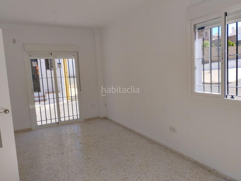 Foto 9bc5df13-8828-43ee-8f61-672b7b7e2027. Chalet in calle descubrimiento 6 in Escacena del Campo