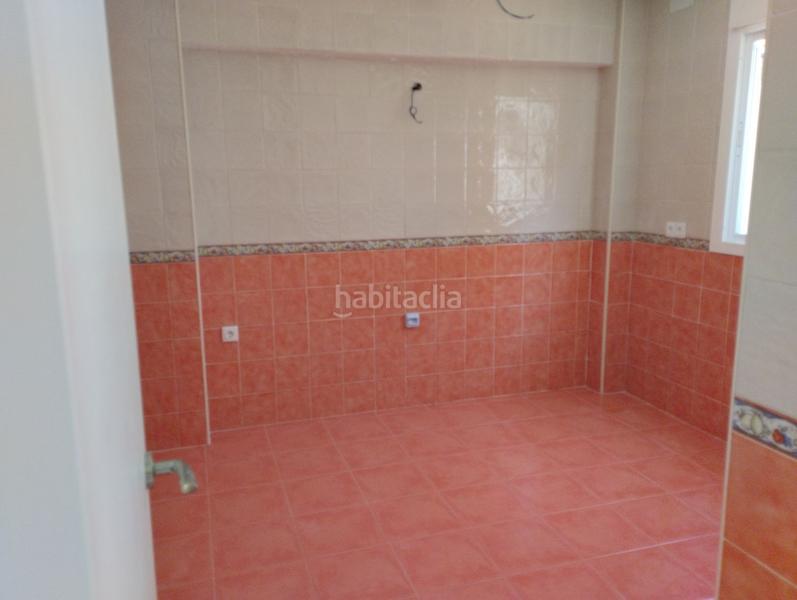 Foto b9a383c1-f0bb-4fcc-aa84-02629b2ea7e6. Chalet in calle descubrimiento 6 in Escacena del Campo
