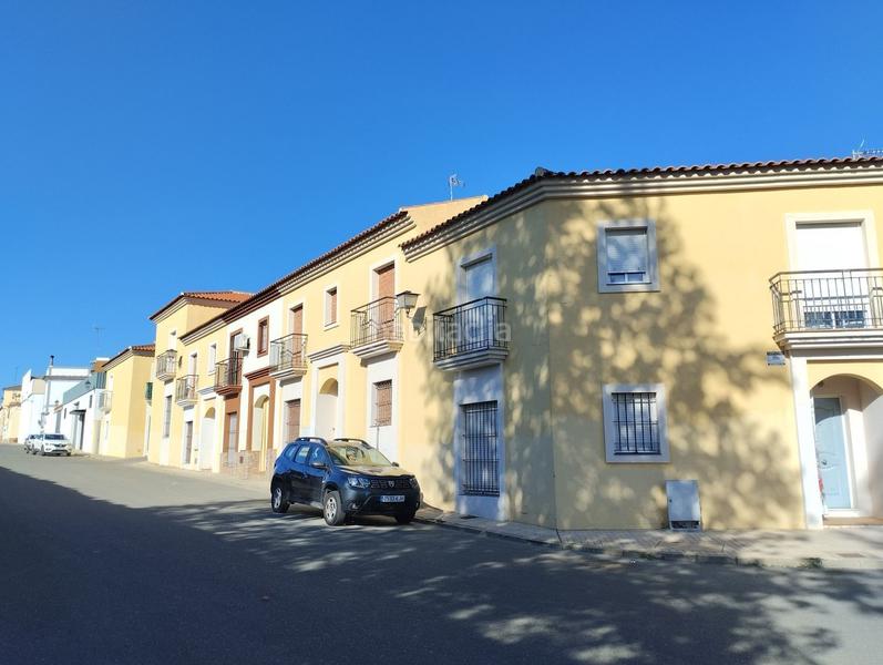 Foto c5f3c3c5-cba0-403b-8960-e63220c0f4bd. Chalet in calle descubrimiento 6 in Escacena del Campo