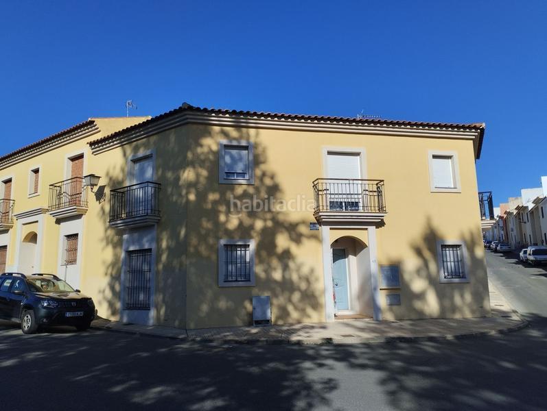 Foto e9e0205d-ec2a-4018-a79d-3b5e995aa18f. Chalet in calle descubrimiento 6 in Escacena del Campo